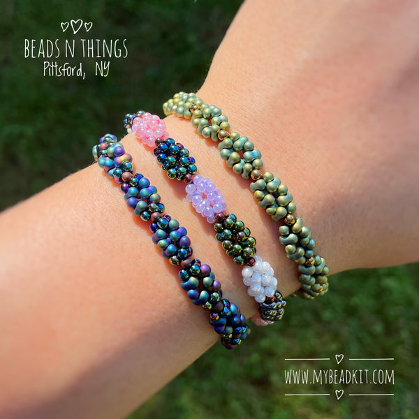 Berry Bead Bracelet Kit - Green Iris –