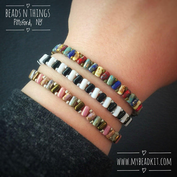Paisley Beaded Bracelet Kit with 2-Hole Glass Beads (Black & White) –